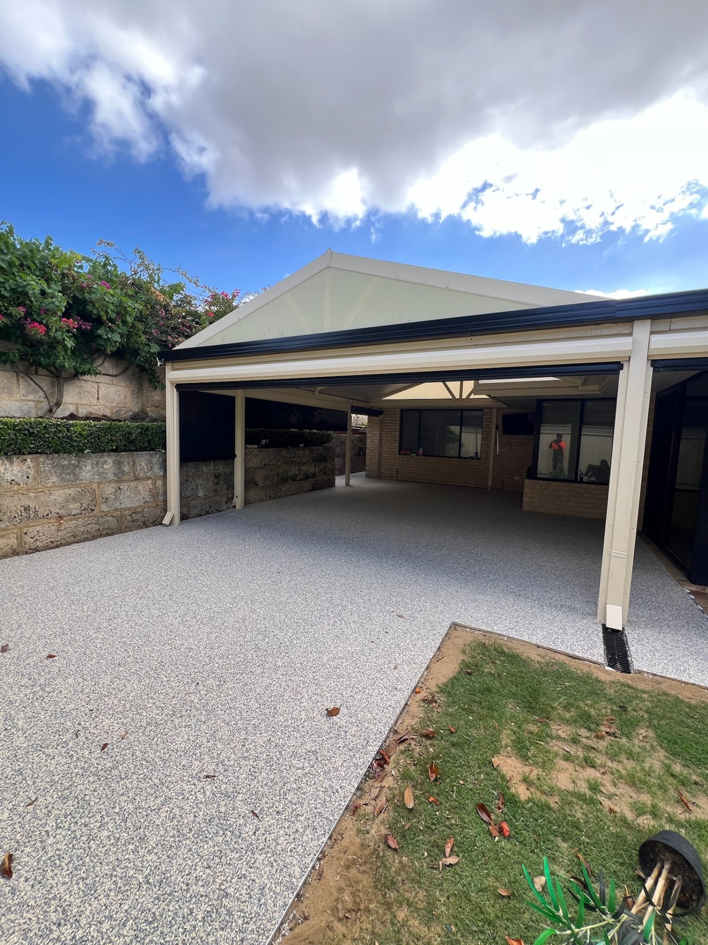 Large undercover patio area with resin bound flooring